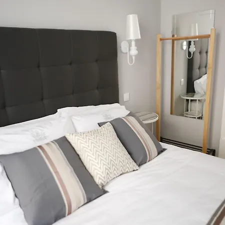 Bed & Breakfast B In B Downtown