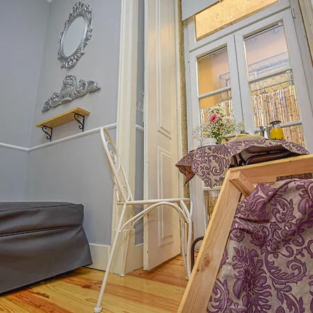 B In B Downtown Bed & Breakfast 3*