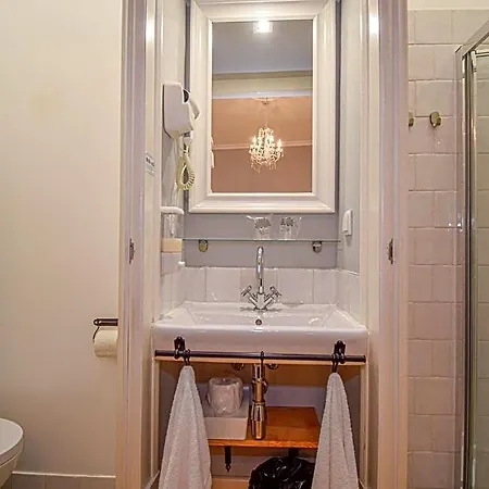 Bed & Breakfast B In B Downtown Lisboa