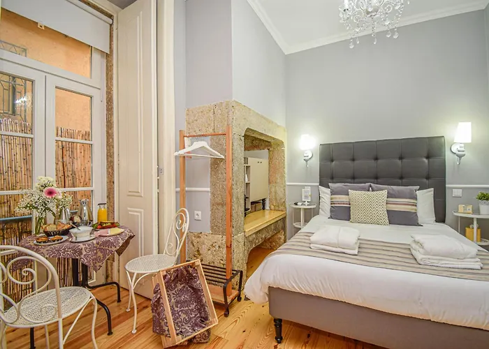 B In B Downtown Bed & Breakfast 3*