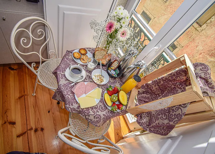 B In B Downtown Bed & Breakfast 3*