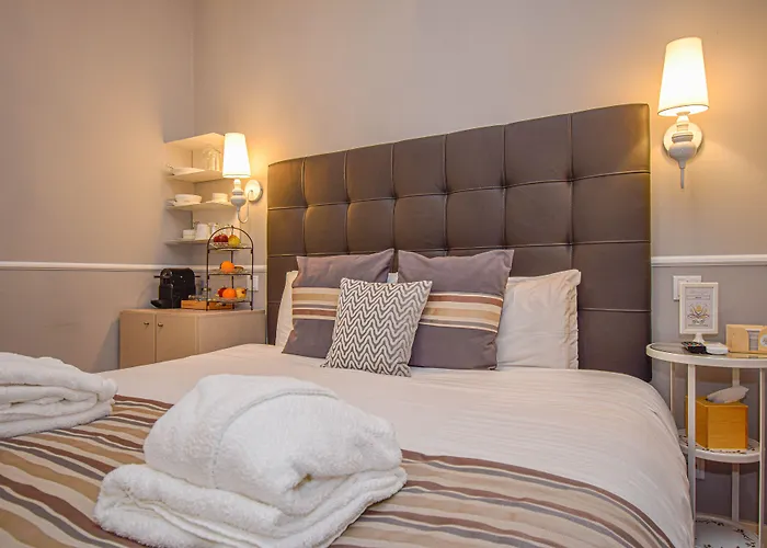 Bed & Breakfast B In B Downtown 3*