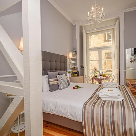 B In B Downtown Bed & Breakfast Lisboa