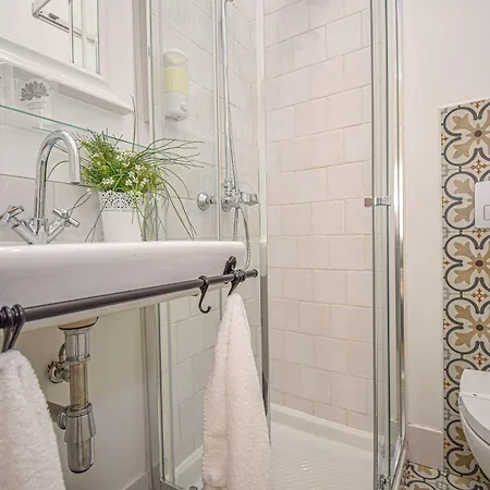 B In B Downtown 3* Lisbona