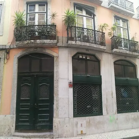 B In B Downtown Bed & Breakfast 3*